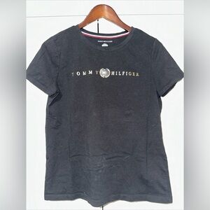 Tommy Hilfiger Lightweight Logo T Shirt S